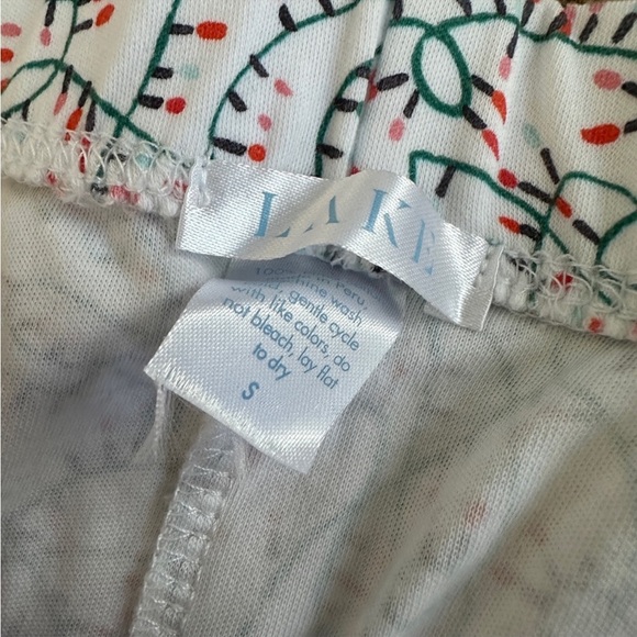 Lake Pajamas Pima Cotton Christmas Pajama Set in Tangled Lights Pattern - Picture 5 of 5